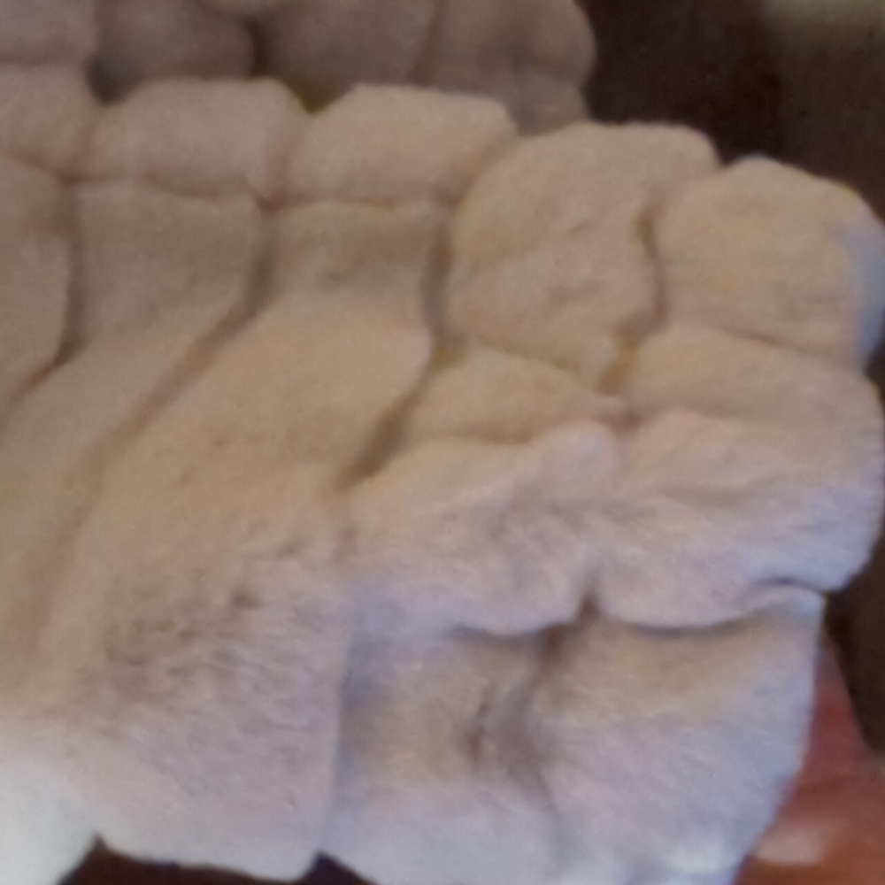 Gallery Fur Jacket - Picture 8 of 8